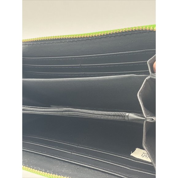 womens wallet Green and White floral & Pineapples by Heimish Atlantic Fashion. - Picture 4 of 11